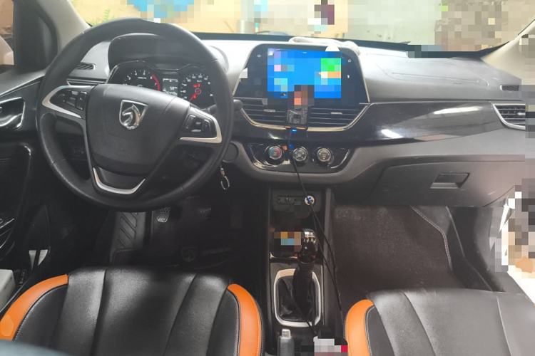 Used Baojun 310 2016 1.2L Manual Luxury Model

