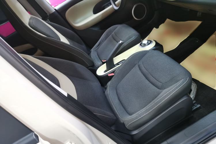 Used Wuling Bingo 2023 203km Light Edition
