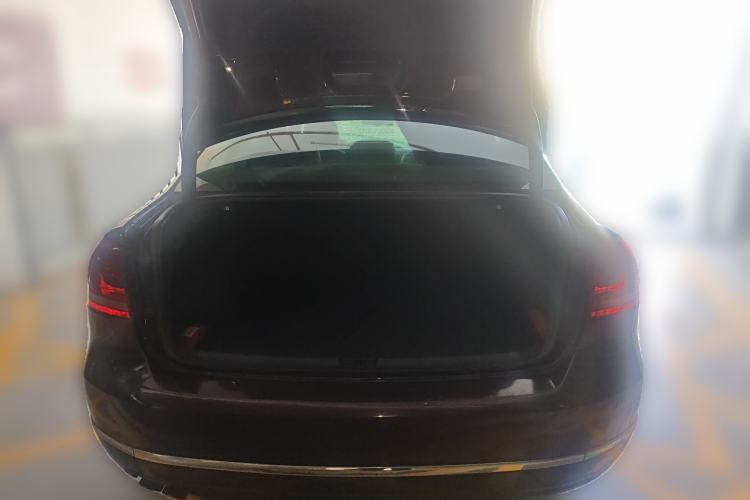 Used Volkswagen Passat 2011 1.8TSI DSG Prestige Edition
