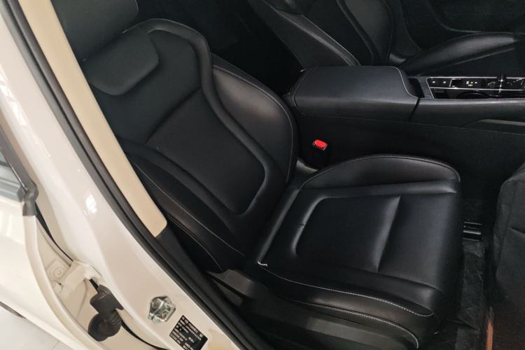 Used Bestune B70 2024 Fourth Generation 2.0T Lingyu Version
