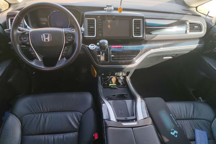 Used Honda Elysion 2019 2.0L Hybrid Luxury Edition
