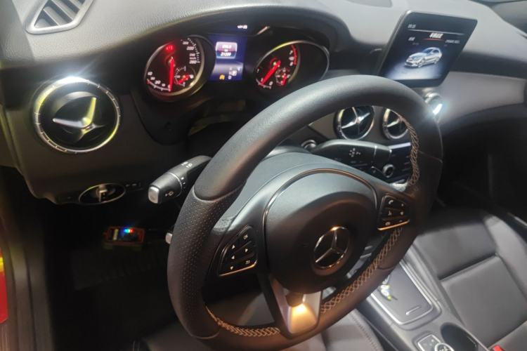 Used Mercedes-Benz CLA 2018 CLA 200 Sport Edition Center Console