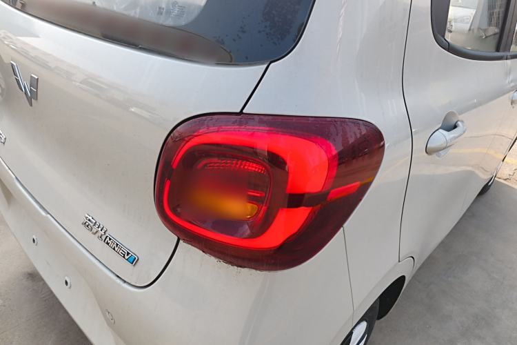 Used Wuling Hongguang MINIEV 2025 Four-Door Version Advanced Edition
