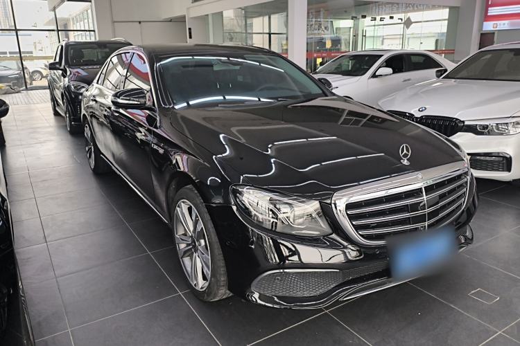 Used Mercedes-Benz E-Class 2017 E 320 L 4MATIC Front Right 45 Deg