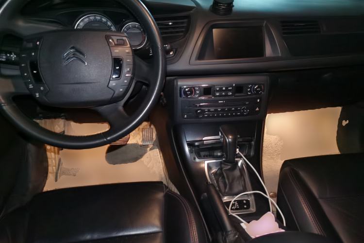 Used Citroen C5 2014 1.6T Automatic Luxury Model
