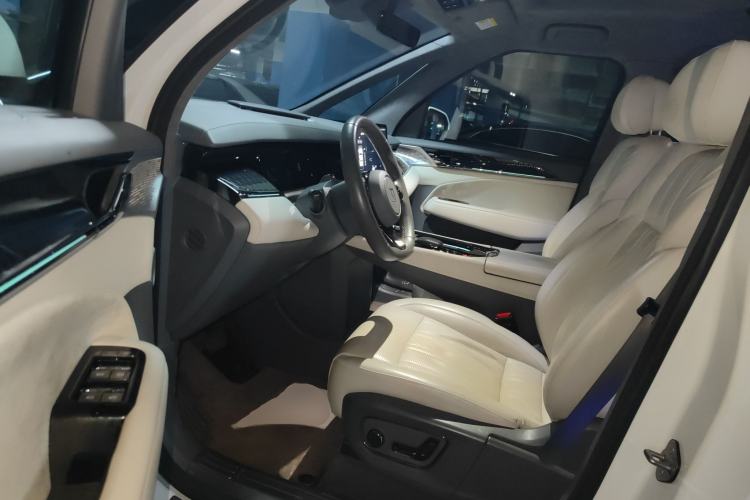 Used Zeekr 009 2022 WE Edition
