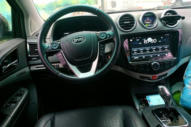 Used BYD S7 2015 2.0T Automatic Flagship Edition