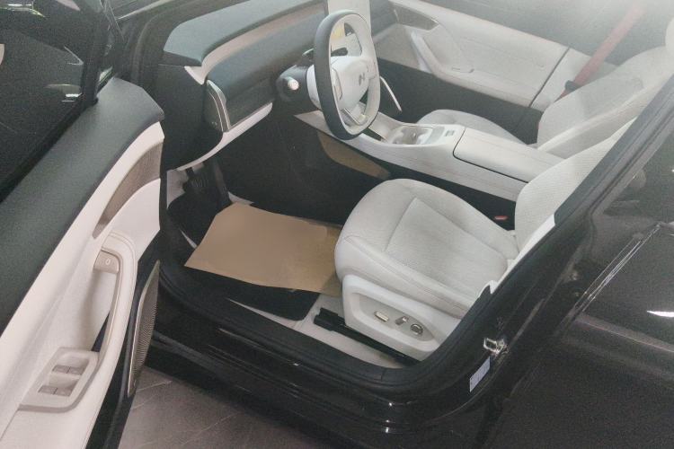 Used ONVO L60 2024 60 kWh Rear-Drive Version Driver Seat