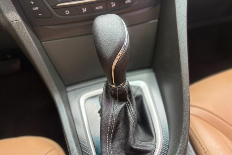 Used Buick Excelle GX 2018 18T Automatic Flagship Model
