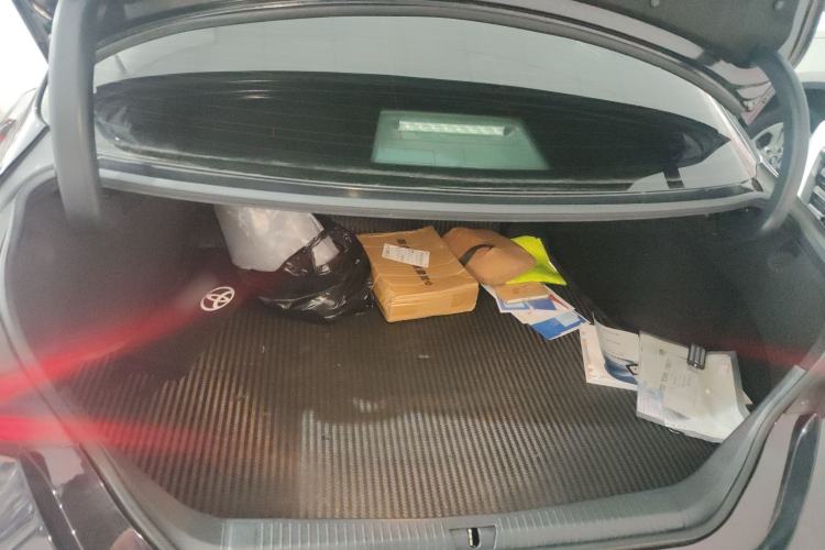 Used Toyota Avalon 2019 2.5L Ambition Version China VI Standard
