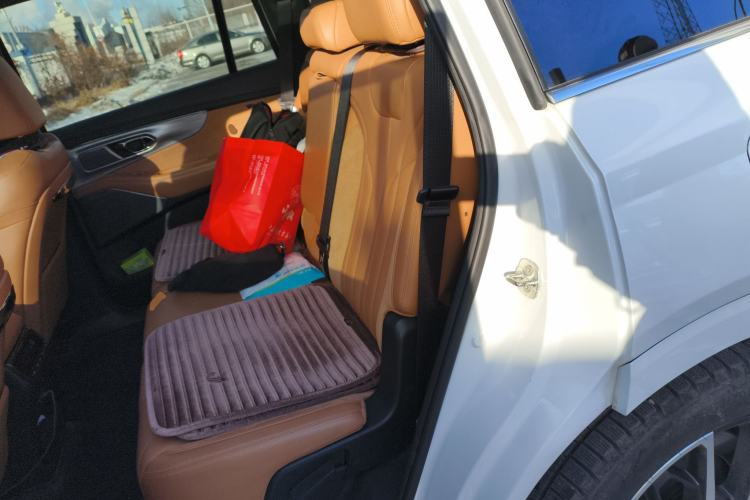 Used GAC Trumpchi ES9 2024 PHEV with 143 km Max
