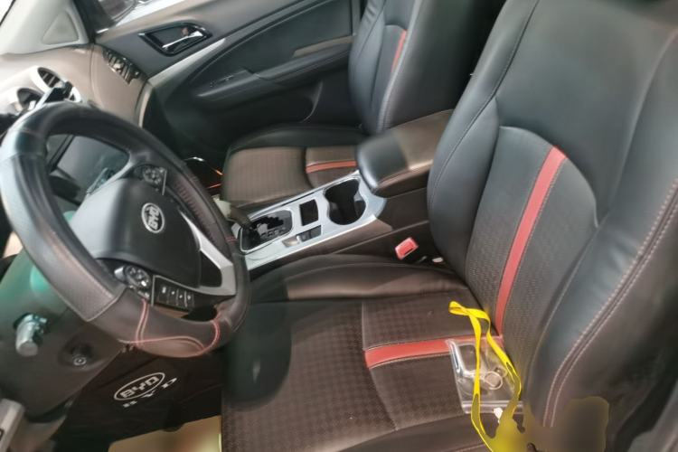 Used BYD S7 2015 2.0T Upgraded Automatic Flagship Version Left Front Seat