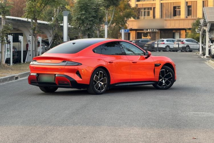 Used Xiaomi Auto SU7 2024 Rear-Drive Long-Range Intelligent Driving Version
