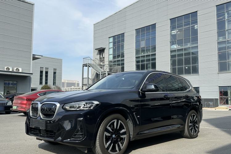 Used BMW iX3 2024 Leading Model