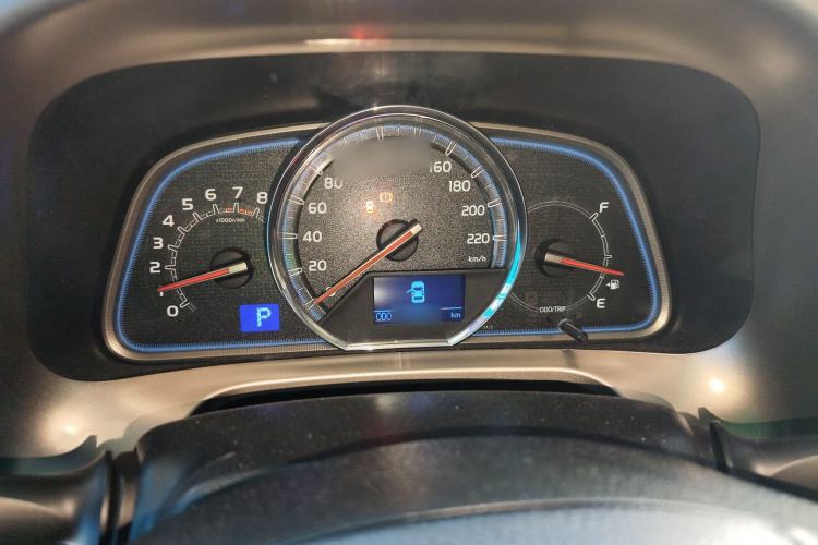 Used Toyota RAV4 2015 2.0L CVT Four-Wheel Drive New Edition