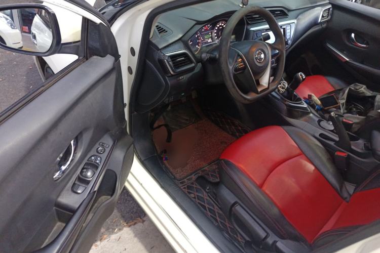 Used Nissan Lannia 2016 1.6L Manual Cool Edition Driver Seat