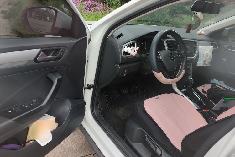 Used Volkswagen T-ROC 2021 Revised Version 280TSI DSG Two-Wheel Drive Elite Connect Edition Driver Seat