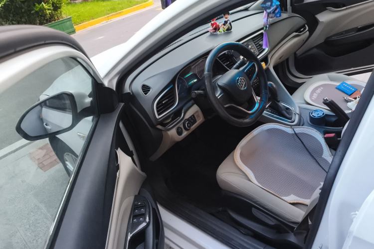 Used Buick GT 2015 15N Automatic Elite Version