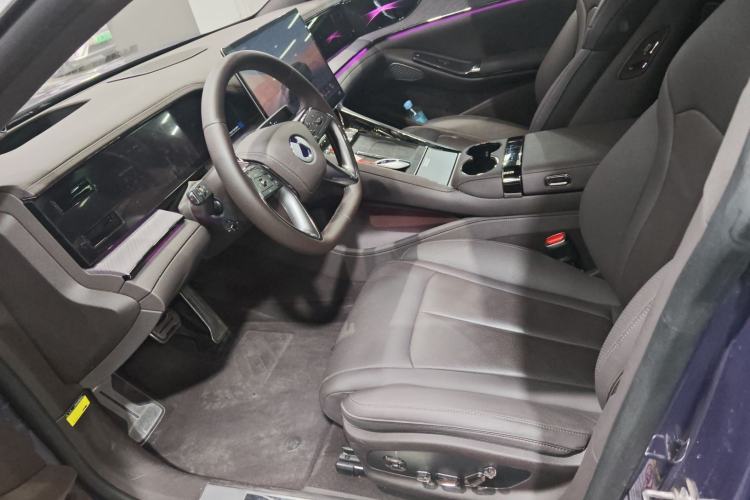 Used Denza Z9 2024 1100 km Four-Wheel Drive Max Version