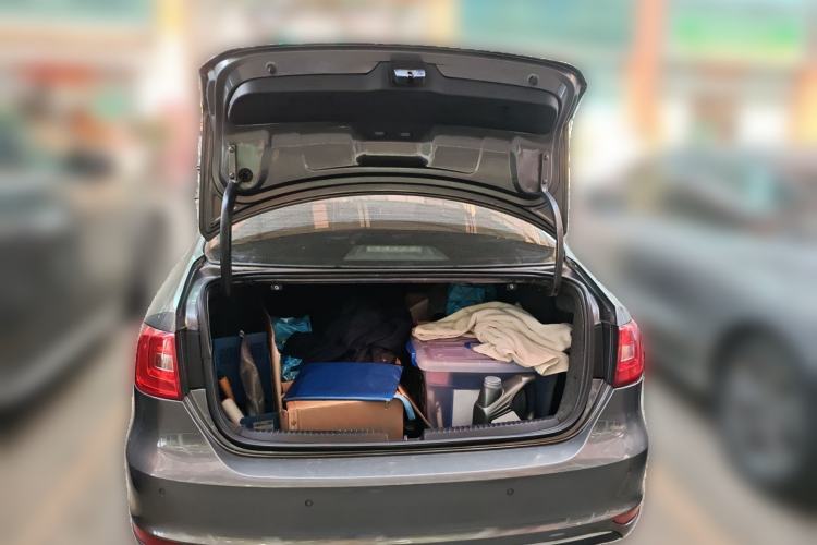 Used Volkswagen Sagitar 2012 1.6L Automatic Comfort Edition