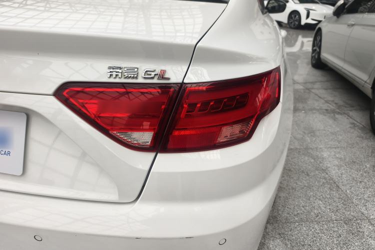 Used Geely Auto Emgrand GL 2017 1.8L Manual Elite Model
