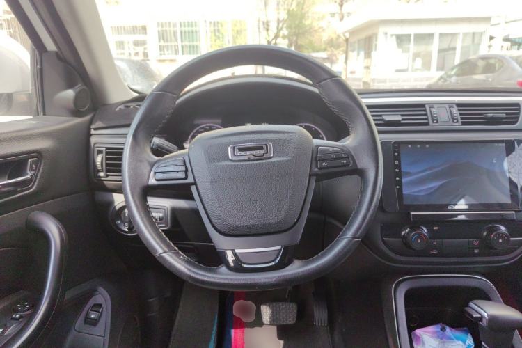 Used Qoros 5 2018 Revised Version 1.6T Automatic Leading Edition
