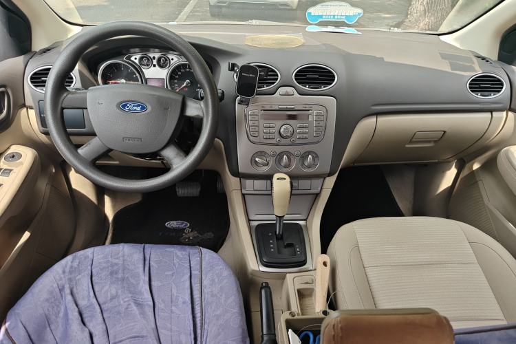 Used Ford Focus 2013 Sedan Classic 1.8L Automatic Base Model