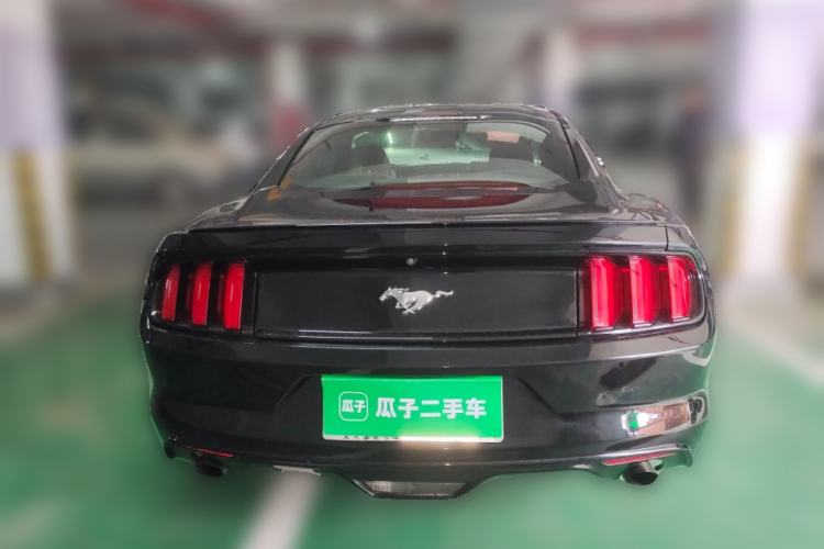 Used Ford Mustang 
