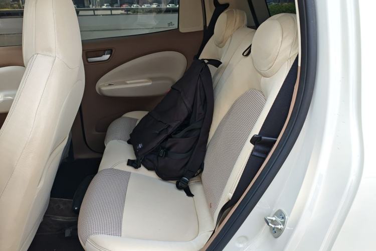 Used Wuling Hongguang MINIEV 2025 Four-Door Version Advanced Edition Left Rear Seat