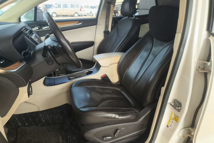 Used Lincoln MKC 2014 2.0T Four-Wheel Drive Prestige Edition Left Front Seat