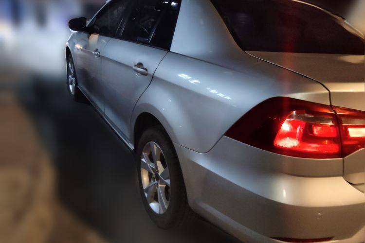 Used Volkswagen Bora 2015 Value Edition 1.6L Manual Fashionable Style
