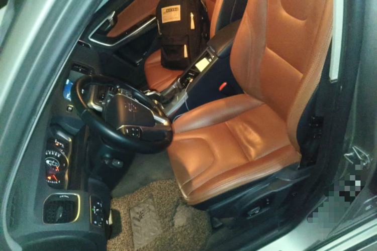 Used Volvo S60 2014 S60L 2.0T Zhiyuan Edition