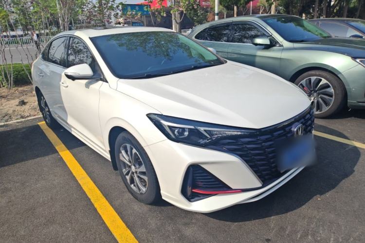 Used CHANGAN Eado 2023 Changan Edition PLUS Blue Whale NE 1.4T GDI DCT Prestige Version Front Right 45 Deg