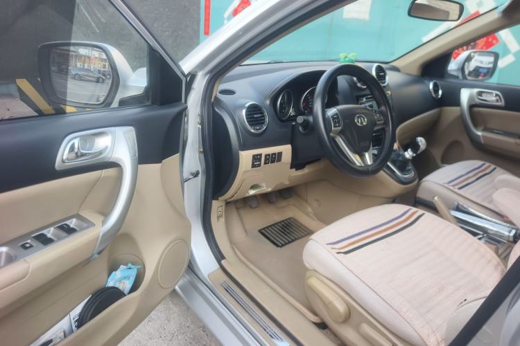 Used Haval H6 2012 1.5T Manual Two-Wheel Drive Urban Version
