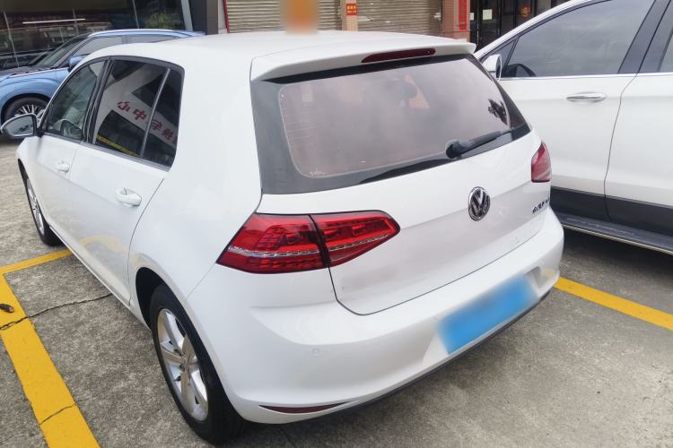 Used Volkswagen Golf 2016 180TSI Automatic Comfort Model Rear Left 45 Deg