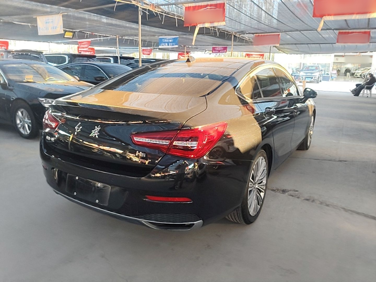 Hongqi H5 2022 Classic Model Facelift 1.8T Automatic Smart Connect Flagship Edition - Chinese Trim Xiang — снимка 6