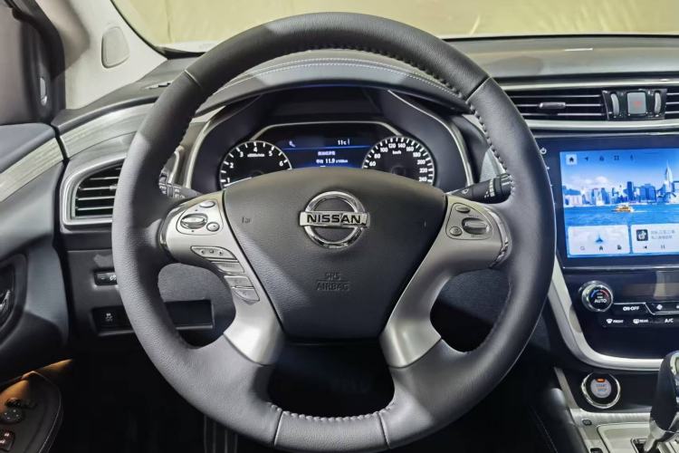 Used Nissan Murano 2021 2.5L XL Two-Wheel Drive Smart Connect Luxury Edition Interior 6