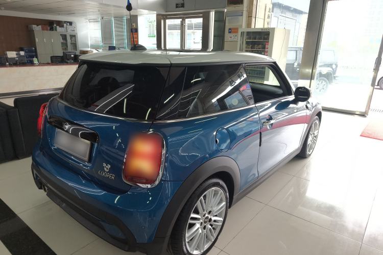 Used MINI MINI 2022 1.5T COOPER Classic Edition