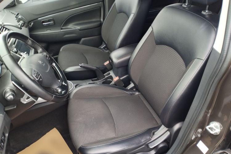 Used Peugeot 4008 2013 2.0L Two-Wheel Drive Entry-Level Trim