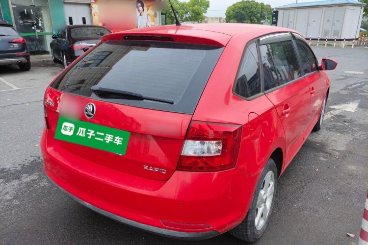 Used Skoda Rapid Spaceback 2014 1.6L Automatic Enjoyment Edition Rear Right 45 Deg