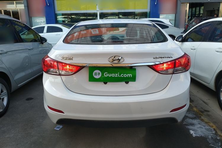 Used Hyundai Elantra (5th Generation / Langdong) 2015 1.6L Automatic Fashion Model