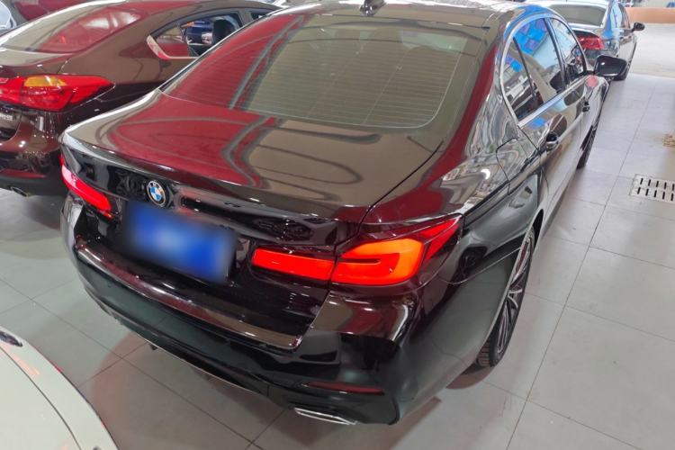 Used BMW 5 Series 2022 Restyled 530Li Leading Edition M Sport Package Rear Right 45 Deg