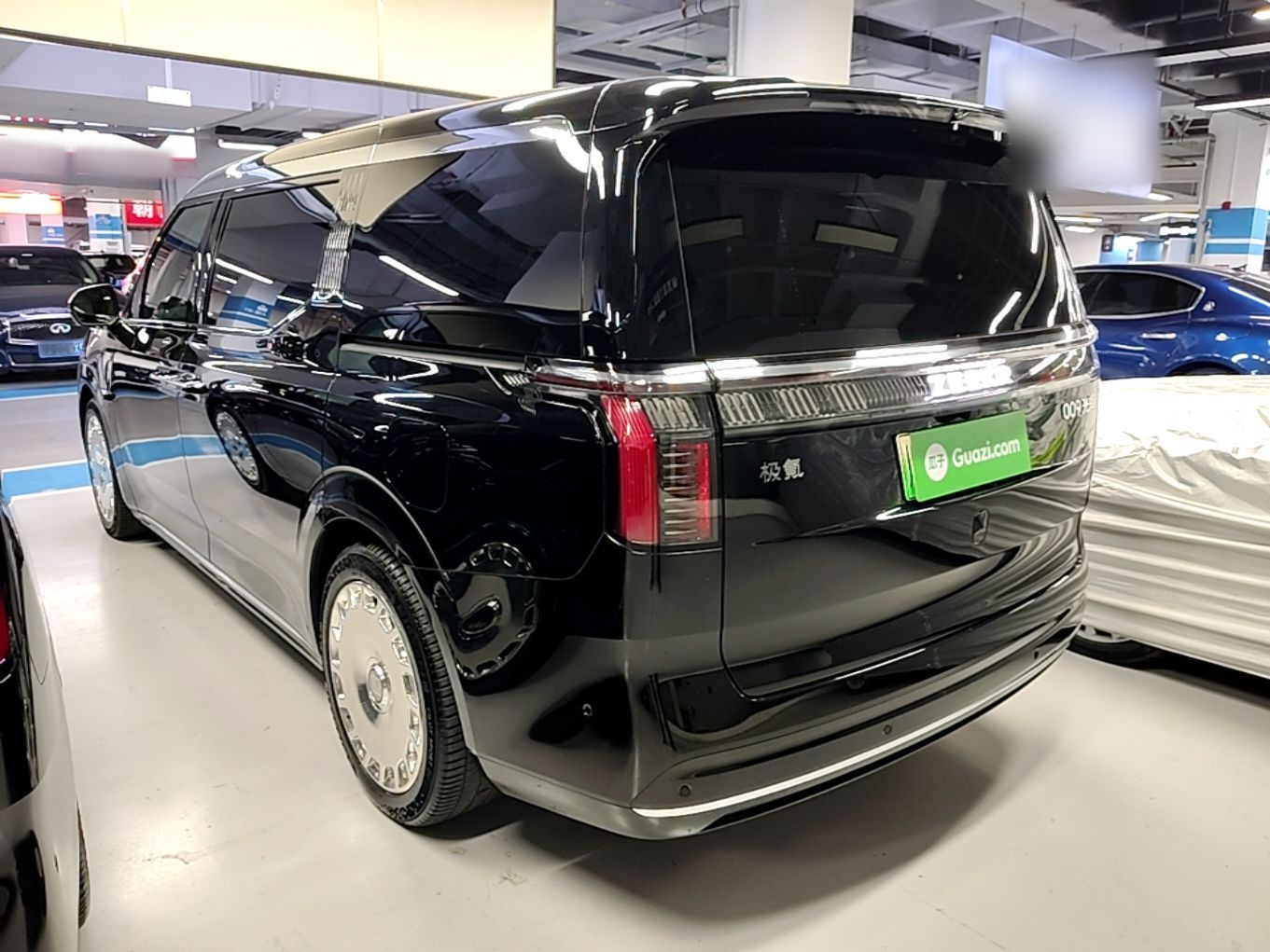 Zeekr 009 2024 GAC Trumpchi — снимка 4