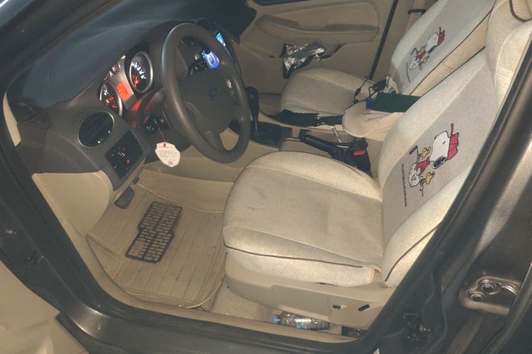 Used Ford Focus 2013 Sedan Classic 1.8L Automatic Millionth Anniversary Edition
