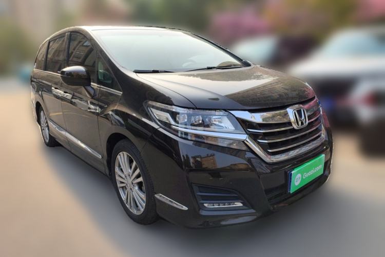 Used Honda Elysion 2016 2.4L Style Edition
