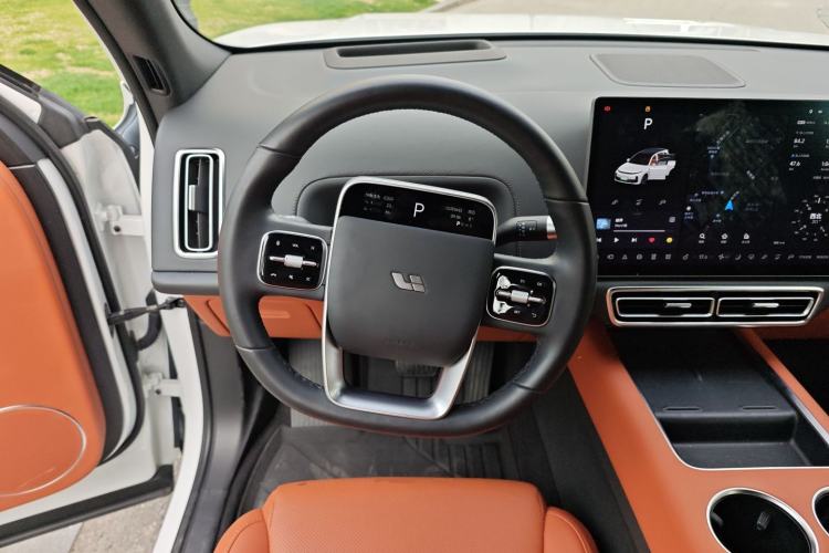 Used Li Auto L7 2023 Air model
