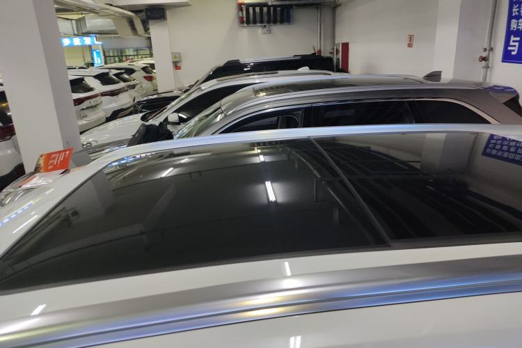 Used Wey VV6 2018 2.0T Two-Wheel-Drive Ultra-Luxury Version China V Standard
