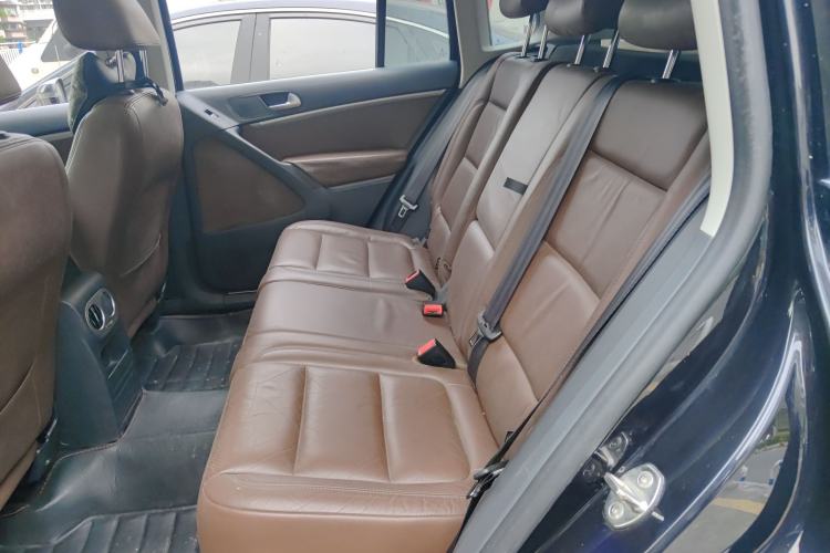 Used Volkswagen Tiguan L 2015 1.8TSI Automatic All-Wheel-Drive Luxury Model