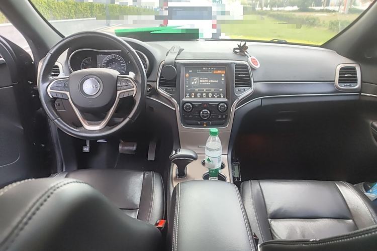 Used Jeep Grand Cherokee 2015 3.0TD Diesel Comfort Navigation Edition
