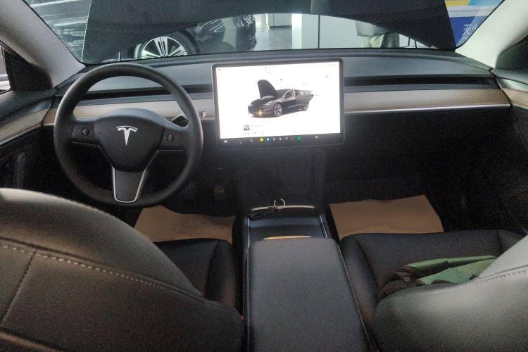 Used Tesla Model 3 2022 Rear-Wheel-Drive Version
